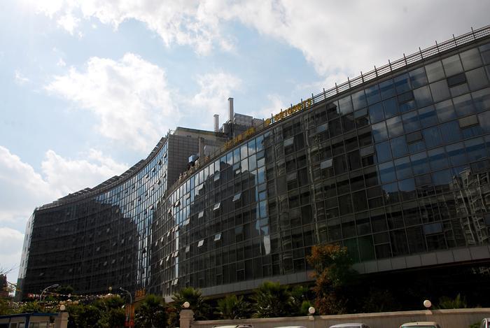 Xiangjiang Hotel Kunming Exterior photo