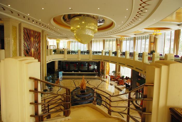 Xiangjiang Hotel Kunming Exterior photo