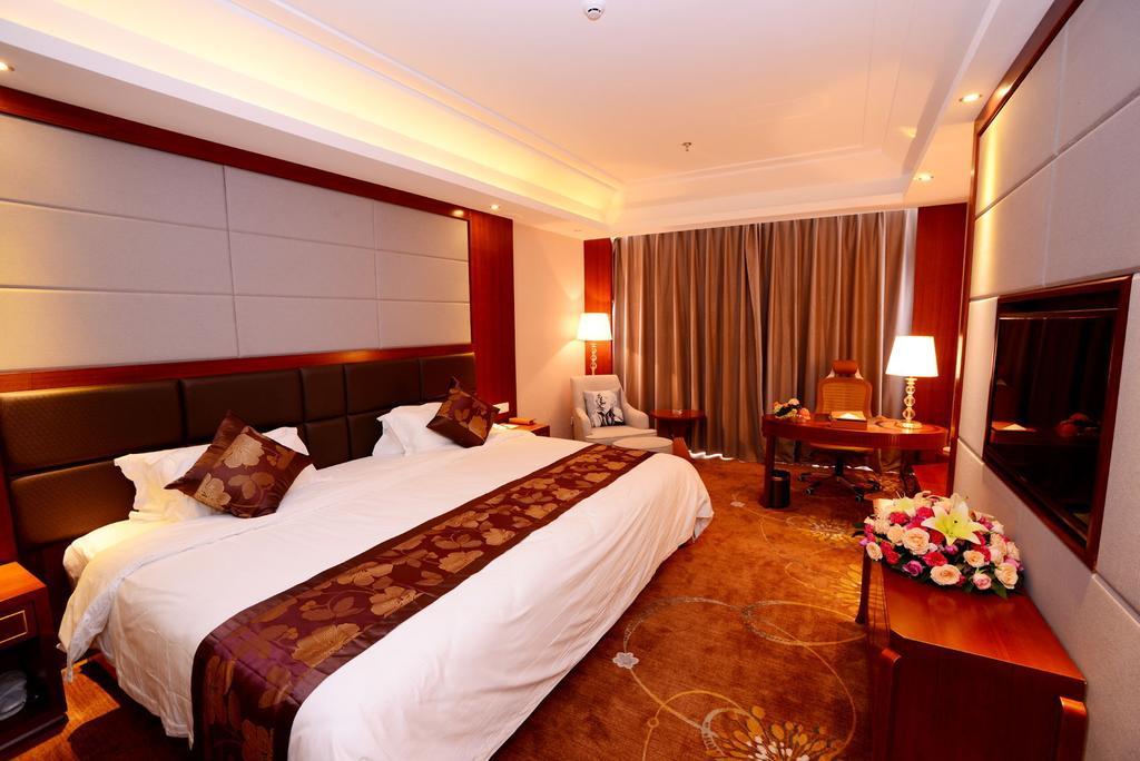 Xiangjiang Hotel Kunming Exterior photo