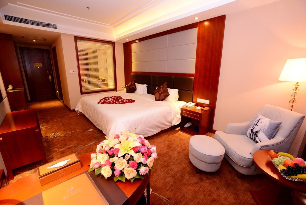 Xiangjiang Hotel Kunming Exterior photo