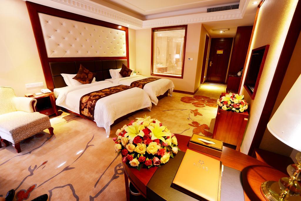 Xiangjiang Hotel Kunming Exterior photo