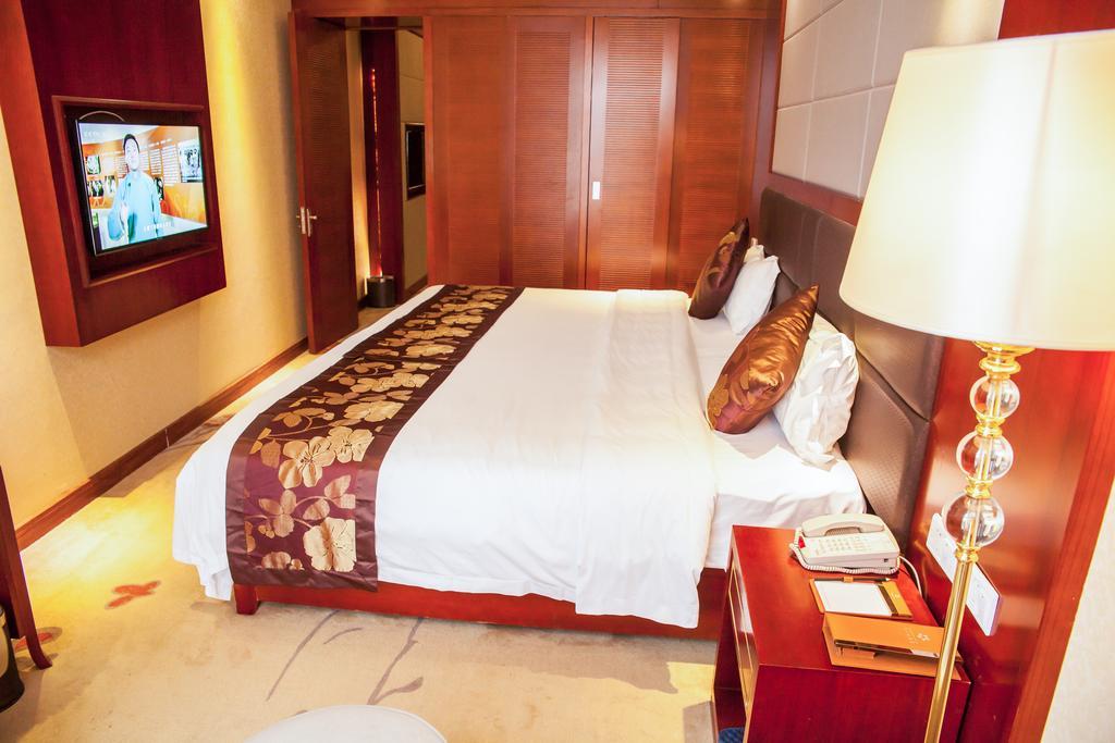 Xiangjiang Hotel Kunming Exterior photo