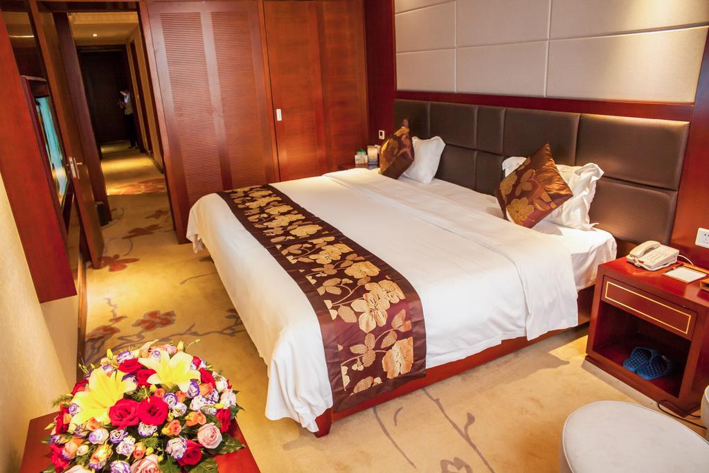 Xiangjiang Hotel Kunming Exterior photo