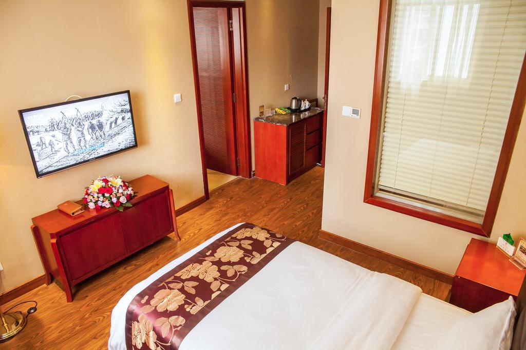 Xiangjiang Hotel Kunming Exterior photo